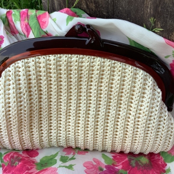 Vintage Classic Kiss Lock Straw Clutch Bag Purse - Picture 3 of 5